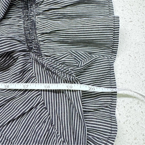 JODIFL Black / White Stripe Ruffled Sleeveless Blouse with sparkle design - Picture 14 of 16